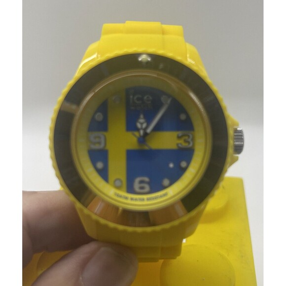 Rare 2012 Ice World Sweden Edition Big Unisex Yellow Blue Analogue Watch New main image 4